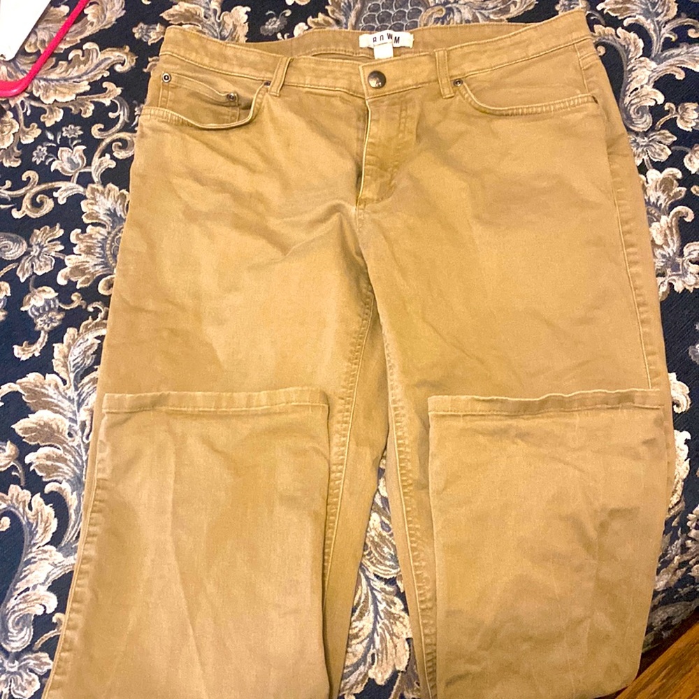 Men’s Khaki Pants